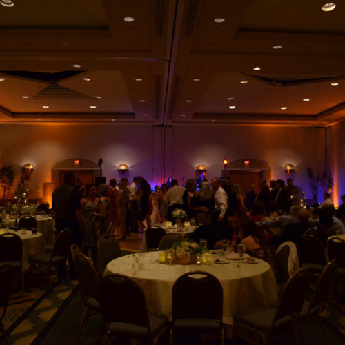 Marriott-Buttes-Kachina-Ballroom-Amber-Wedding-Uplighting-Karma-Event-Lighting-040614