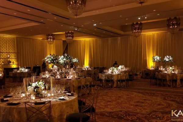 Montelucia-Alhambra-Wedding-Victoria-Canada-Floral-Centerpiece-Pinspotting-Karma-Event-Lighting-111117